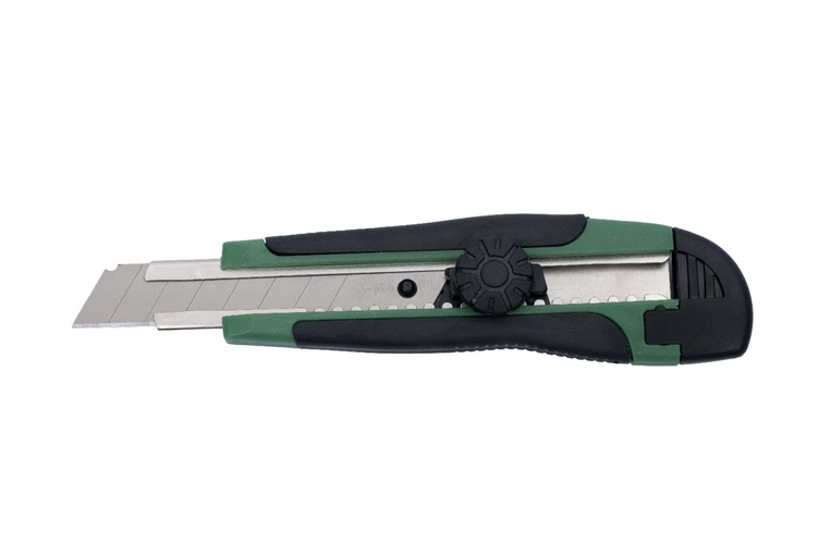 Нож с сегментированным лезвием Oasis Eco 18х100х0,5 мм, обрезиненный пластиковый корпус 1030601002