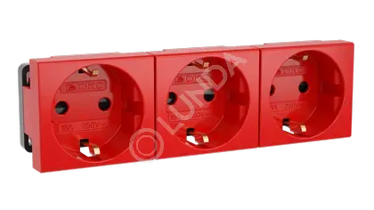 Розетка тройная Viva красная, DKC 45013