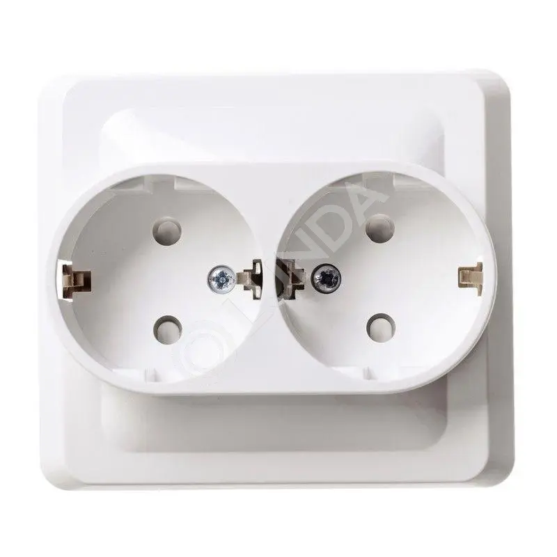 Розетка 2-м СП Этюд 16А IP20 250В с заземл. защ. шторки бел., Systeme Electric PC16-008B