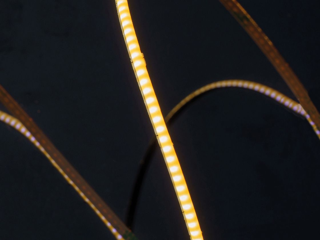 Светодиодная лента SWG PRO COB, 400 LED/м, 4,8 Вт/м, 24В , IP20, Цвет: Теплый белый, SWG-COB400-24-4.8-WW