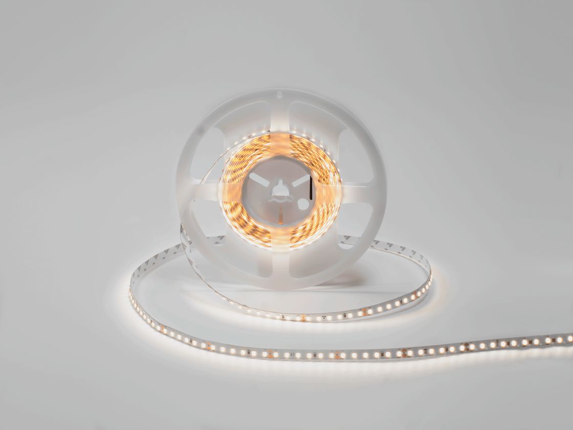 Светодиодная лента DSG 2835 NW 120L-V24-IP33, 4000K, 120 LED, 9,6 W/m, LUX