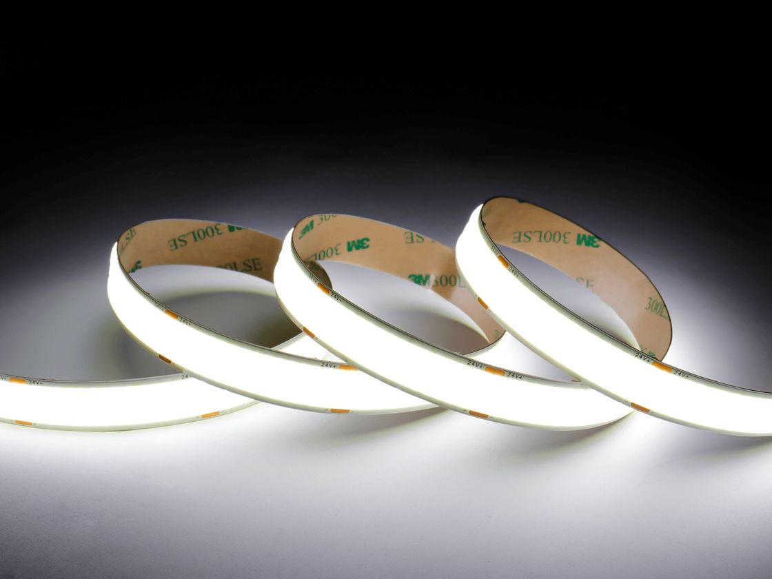 Светодиодная лента холодная белая 24В IP20 25Вт/м 960 LED/м SWG-COB960-24-25-CW