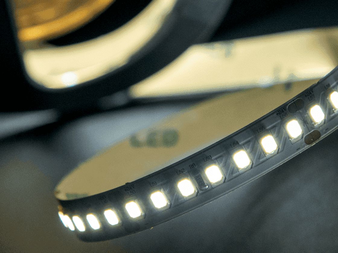Светодиодная лента SWG PRO 2835, 168 LED/м, 17,3 Вт/м, 24В , IP20, Цвет: Холодный белый, SWG2P168-24-17.3-W-20