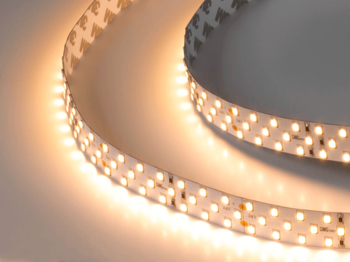 Светодиодная лента SWG PRO 2835, 252 LED/м, 24 Вт/м, 24В , IP20, Цвет: Теплый белый, SWG2P252-24-24-WW-20