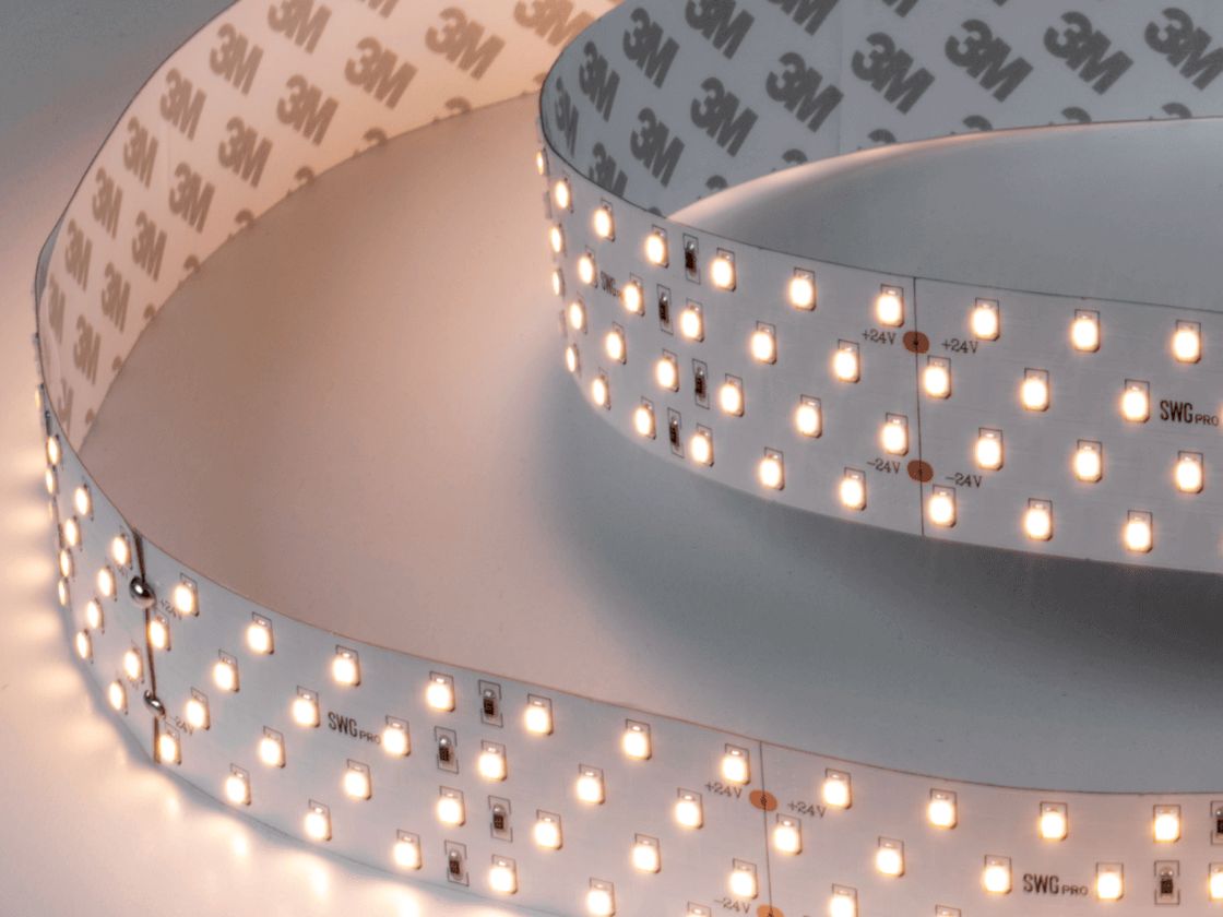 Светодиодная лента SWG PRO 2835, 280 LED/м, 26 Вт/м, 24В , IP20, Цвет: Теплый белый, SWG2P280-24-26-WW-20